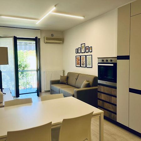 Kristall Lago Residence Desenzano del Garda Exterior foto